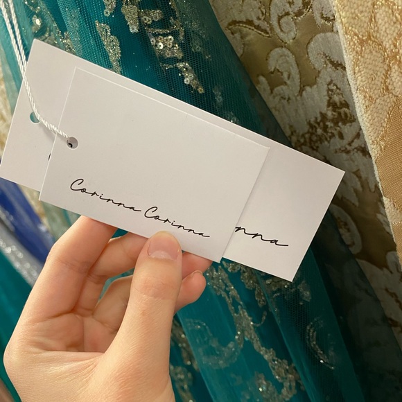 Prom Dress - Picture 3 of 5